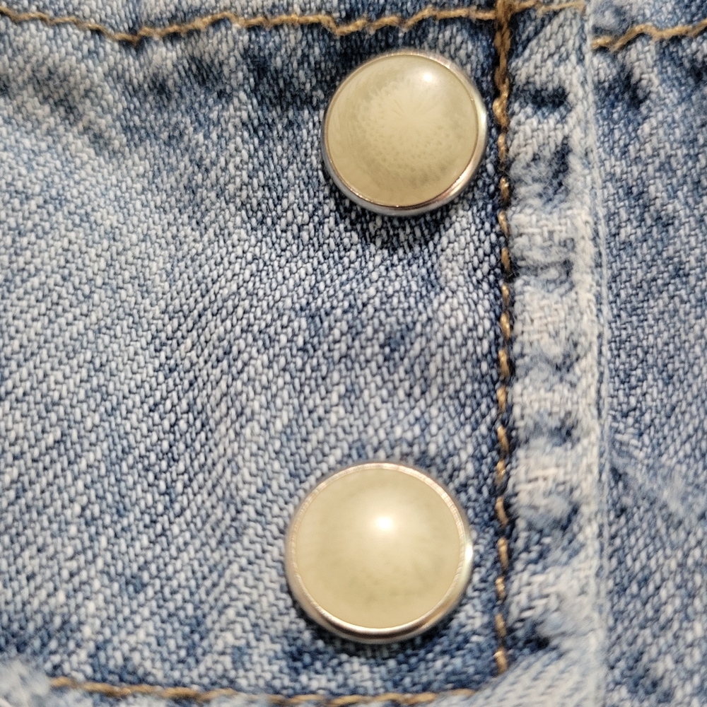 Lucky Brand Women's Embroidered Western Denim Pearl Snap Shirt Size S Distressed - Picture 15 of 16